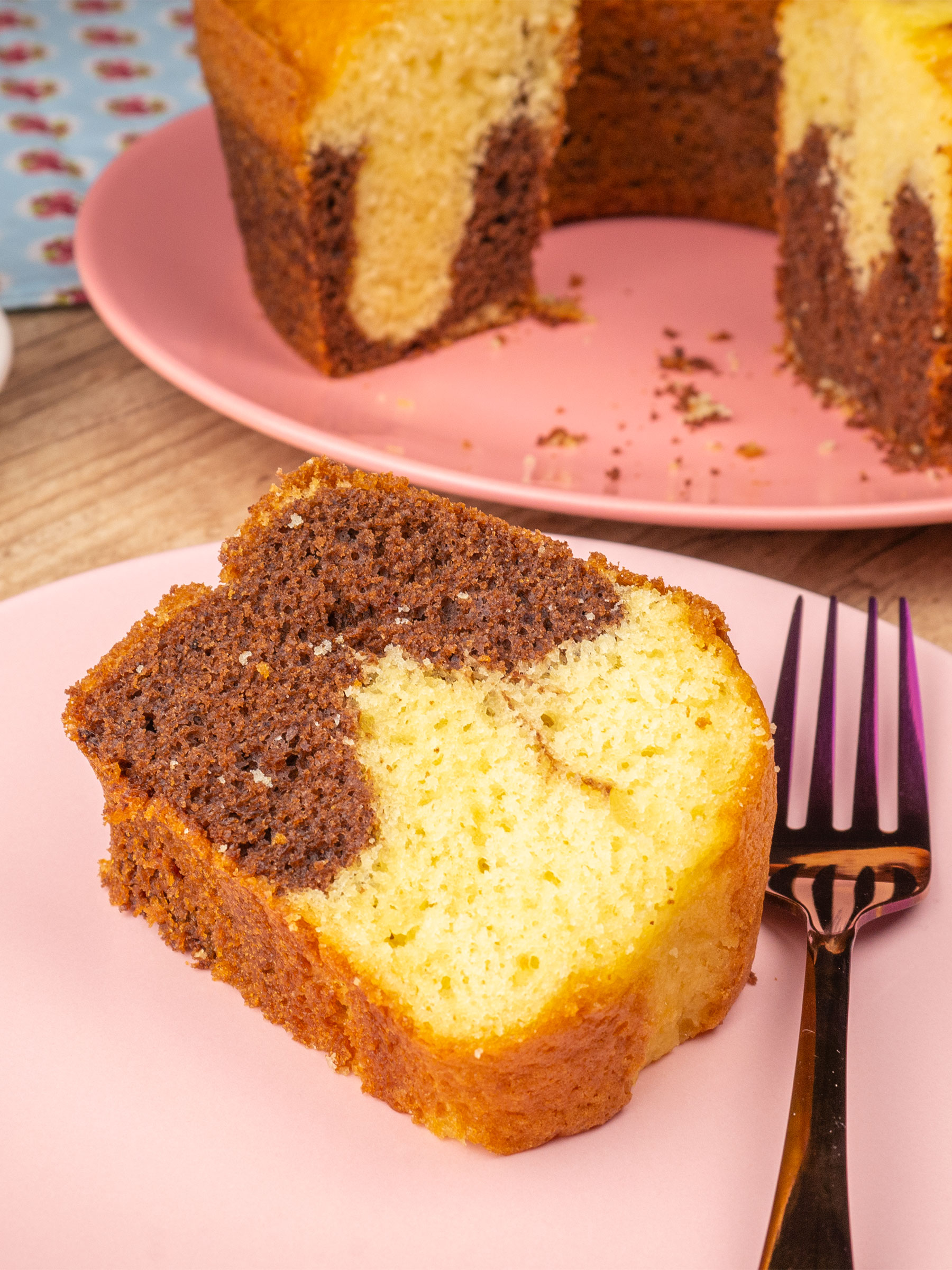 Receita de Bolo de trigo simples e fofinho feito com 6